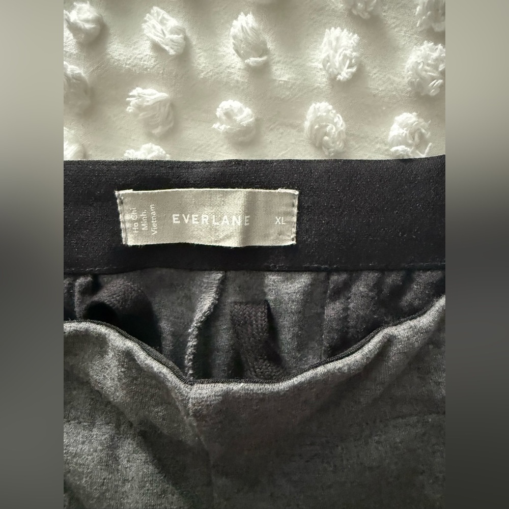 Everlane Charcoal Lounge Pants